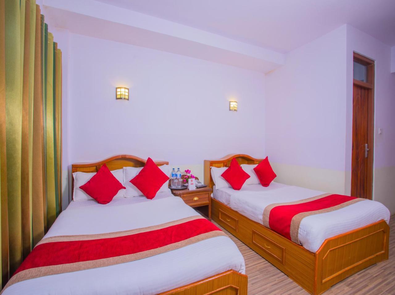Oyo 255 White Zambala Hotel Kathmandu Ngoại thất bức ảnh