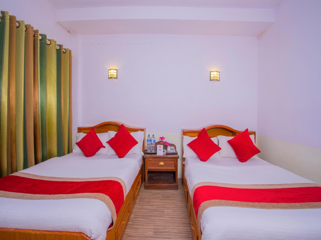 Oyo 255 White Zambala Hotel Kathmandu Ngoại thất bức ảnh