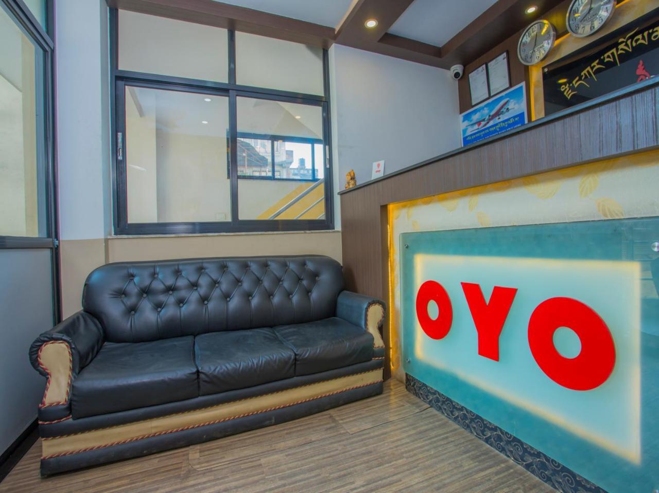 Oyo 255 White Zambala Hotel Kathmandu Ngoại thất bức ảnh