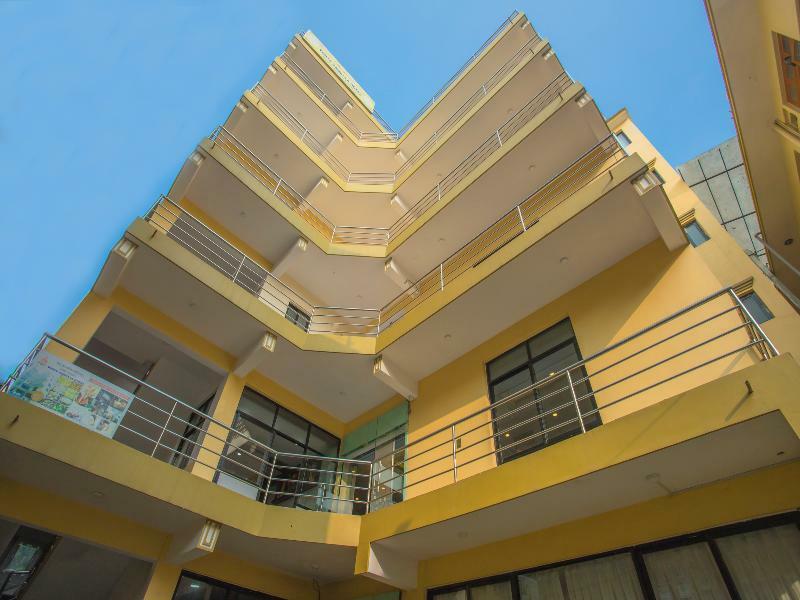 Oyo 255 White Zambala Hotel Kathmandu Ngoại thất bức ảnh