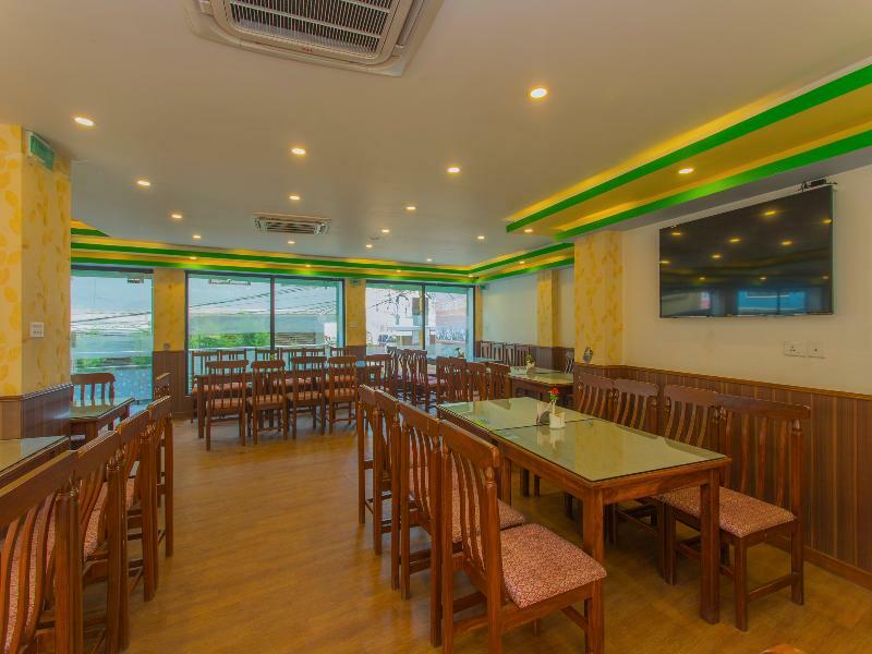 Oyo 255 White Zambala Hotel Kathmandu Ngoại thất bức ảnh